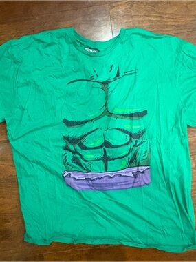 Marvel Green Hulk Muscle-Print Short Sleeve Tee